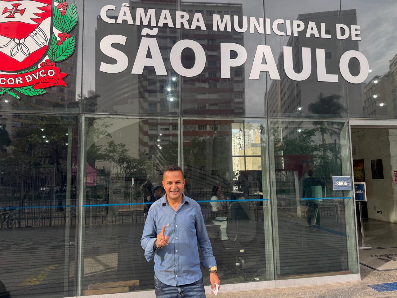 Zé Boy leva demandas de manutenção e melhorias urbanas da região à Câmara de São Paulo