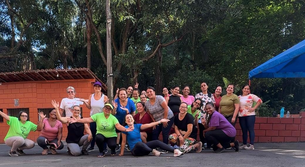 Projeto Mova leva aulas gratuitas de ginástica ao Parque Ecológico do Jardim Santa Maria